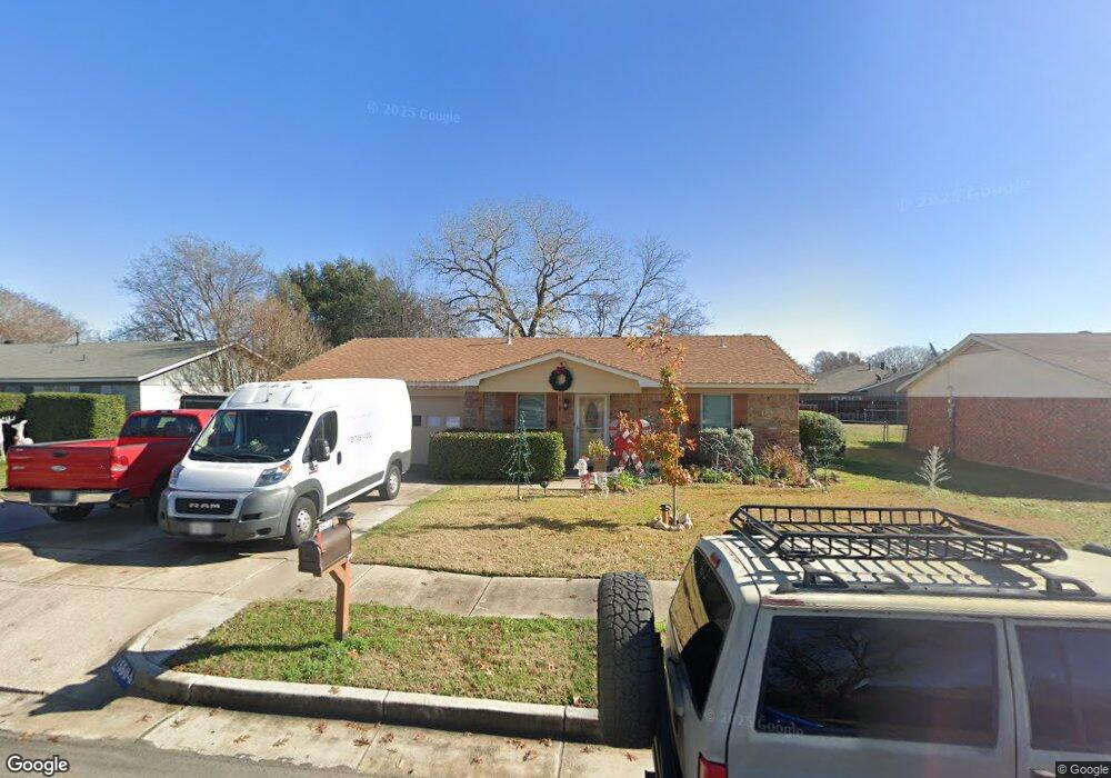 5504 Dublin Ln, North Richland Hills, TX 76180 - photo 1