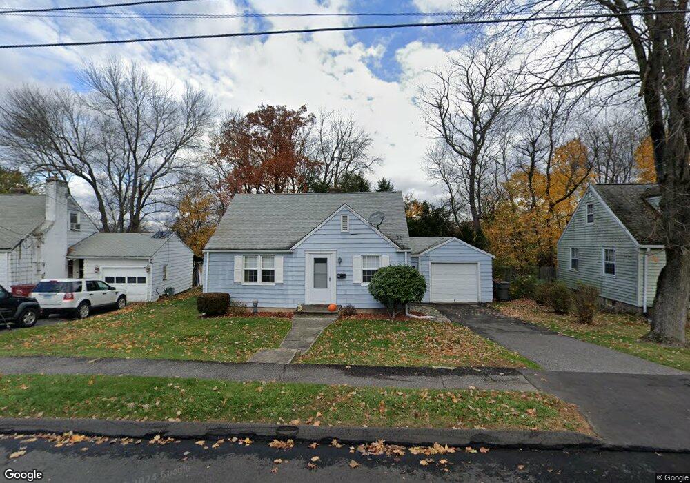 269 N Hoadley St, Naugatuck, CT 06770 - photo 1