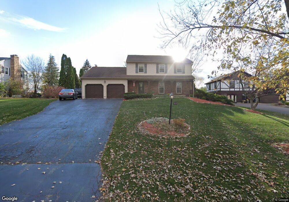 1023 Twisted Oak Ct, Algonquin, IL 60102 - photo 1