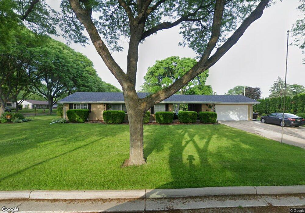 5028 N 131st St, Butler, WI 53007 - photo 1