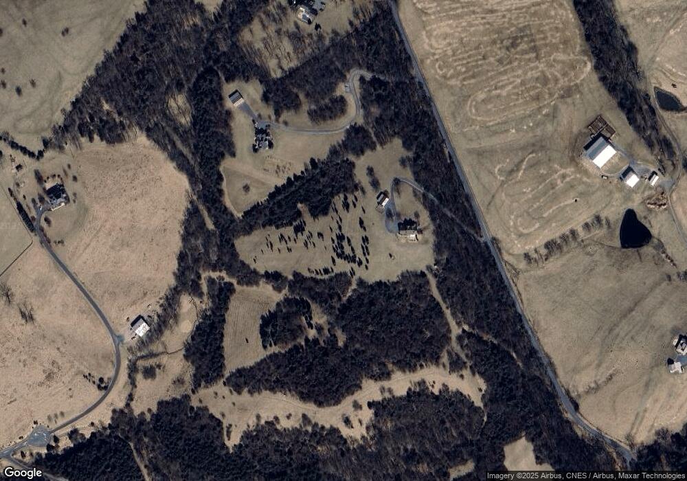 1713 Sangers Ln, Staunton, VA 24401 - photo 1