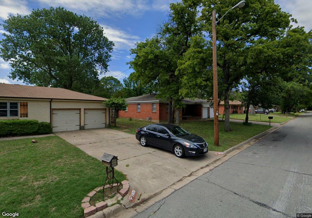 1029 Reed St, Hurst, TX 76053 - photo 1
