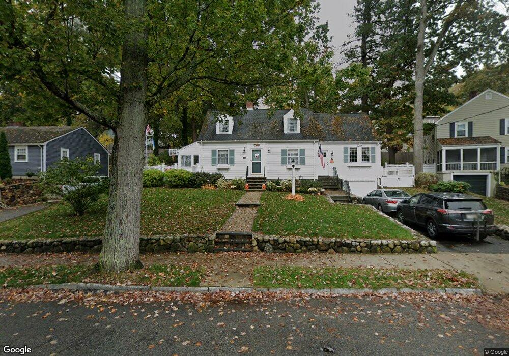 32 Pine Hill Cir, Wakefield, MA 01880 - photo 1