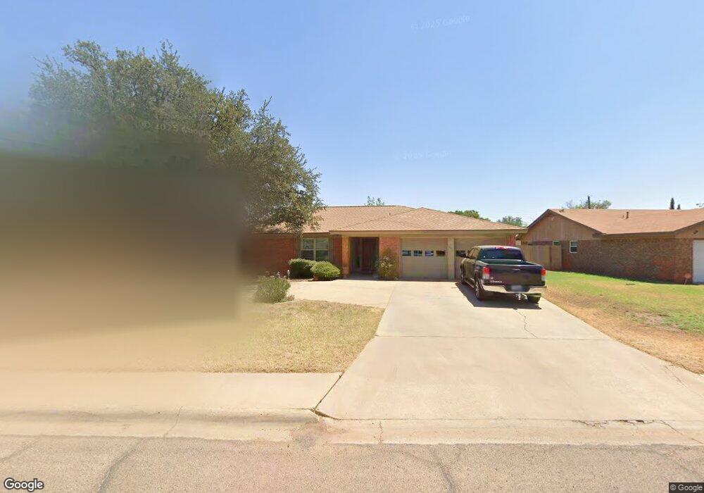 703 W Spruce Ave, Midland, TX 79705 - photo 1
