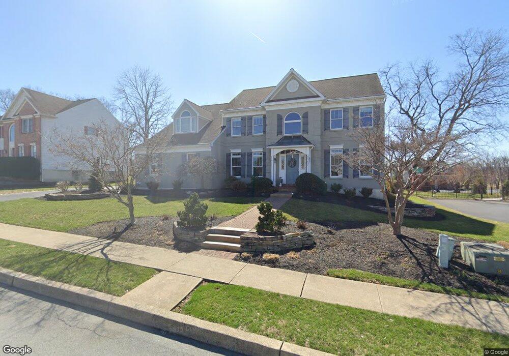 2917 Cotswold Rd, Reading, PA 19608 - photo 1