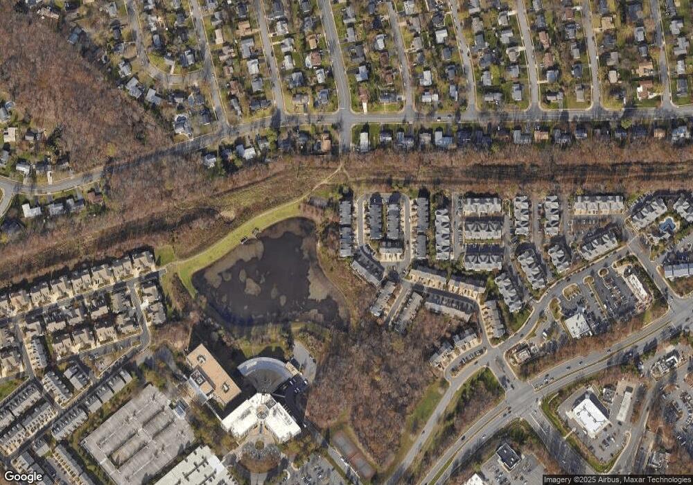 4562 Fair Valley Dr, Fairfax, VA 22033 - photo 1