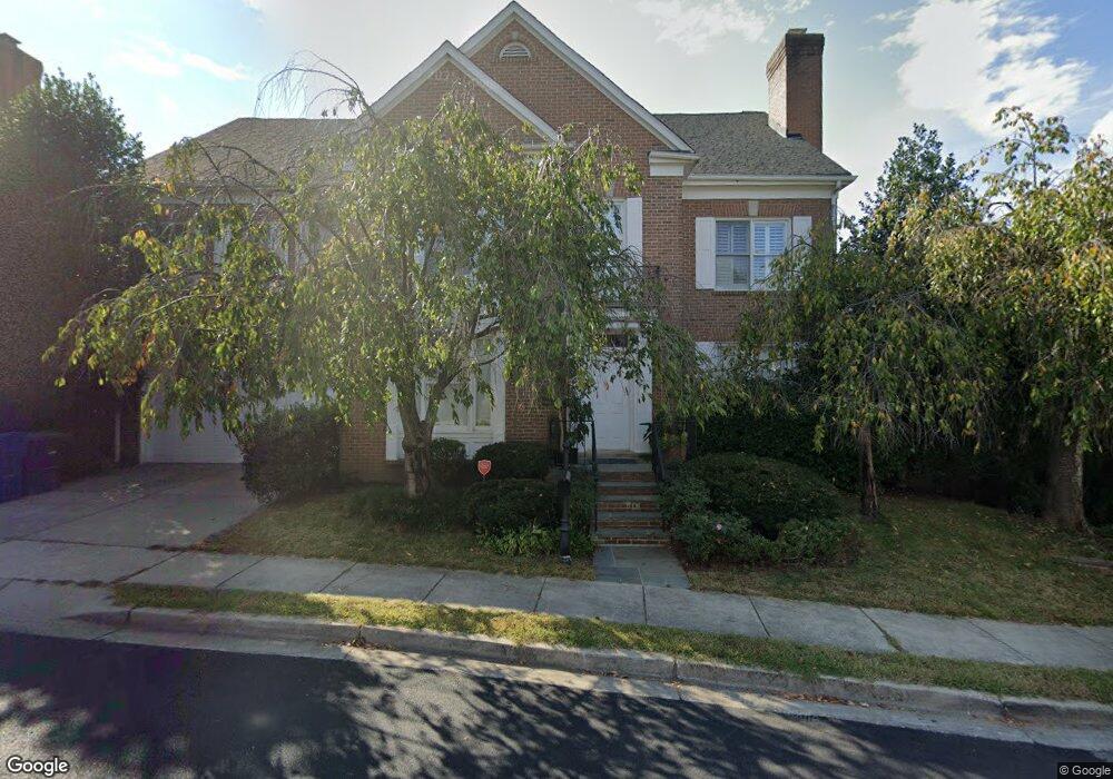 5102 Warren Plaza NW unit 3, Washington, DC 20016 - photo 1