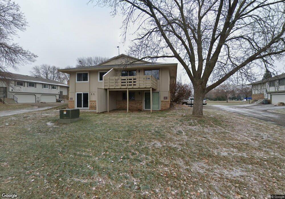 6920 Ives Ln N, Maple Grove, MN 55369 - photo 1