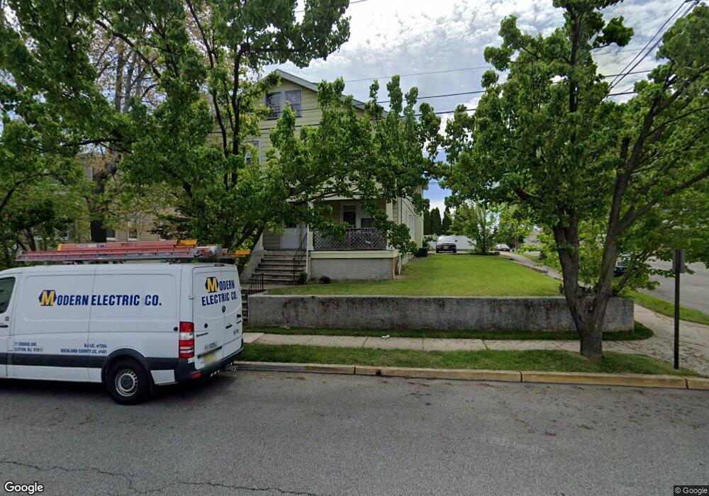 622-624 8th St, Lyndhurst, NJ 07071 - photo 1