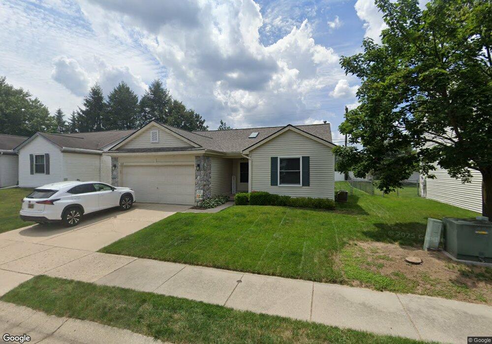 1092 Dartmouth Ln unit 12, Waterford, MI 48327 - photo 1