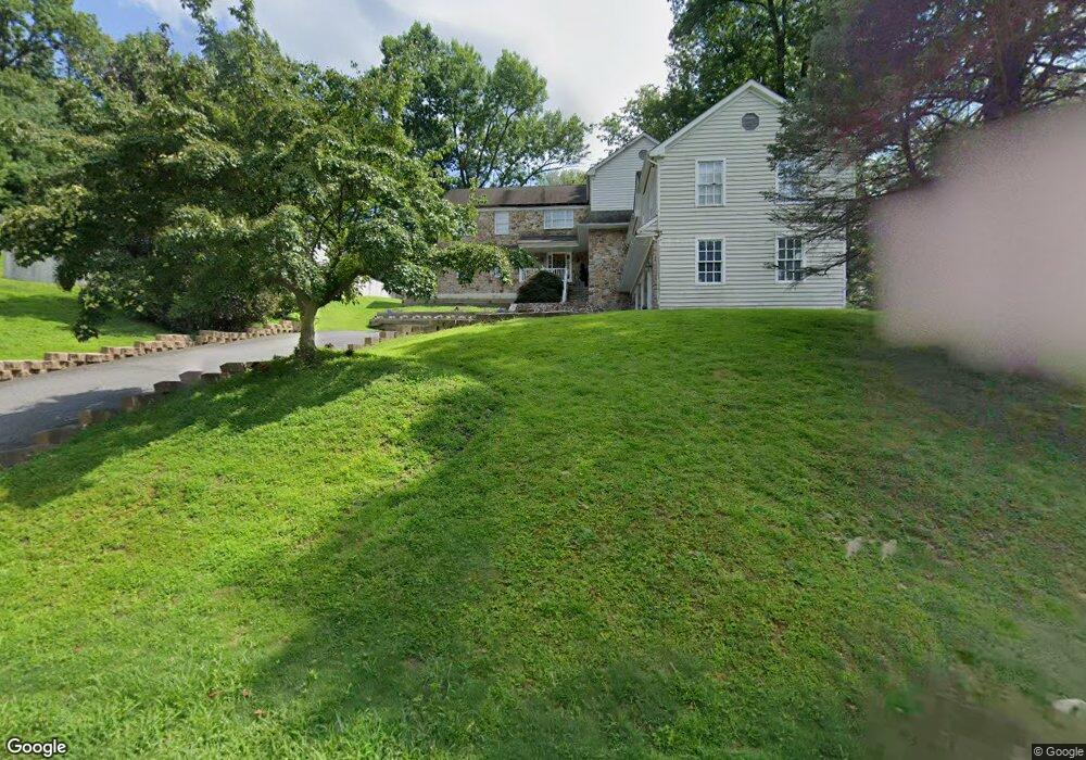 815 Cedar Grove Rd, Broomall, PA 19008 - photo 1