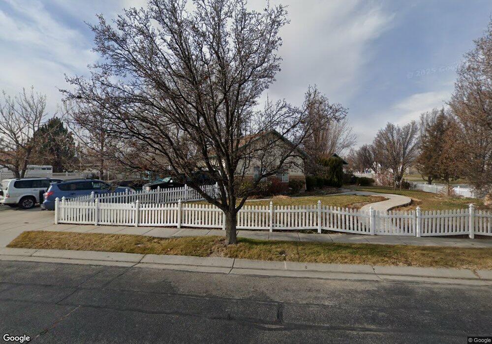12156 S 2735 W, Riverton, UT 84065 - photo 1