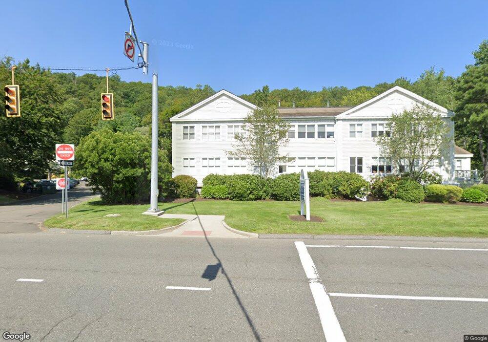 633 Danbury Rd unit 19, Ridgefield, CT 06877 - photo 1