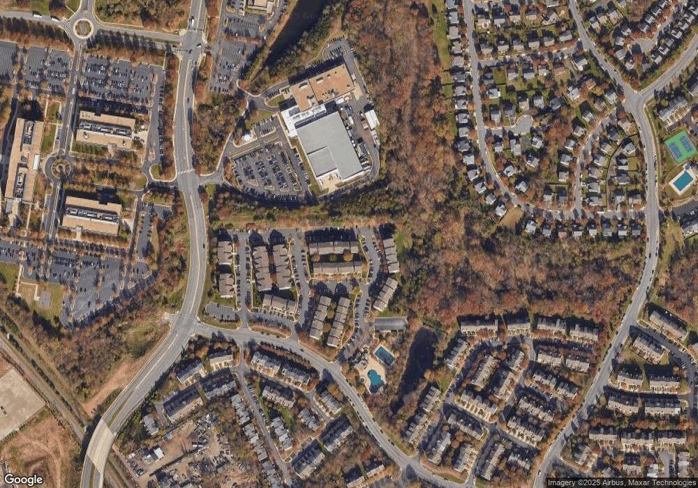 45471 Caboose Terrace unit 80, Sterling, VA 20166 - photo 1