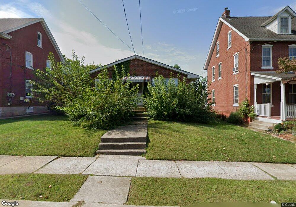 716 W 4th St, Lansdale, PA 19446 - photo 1