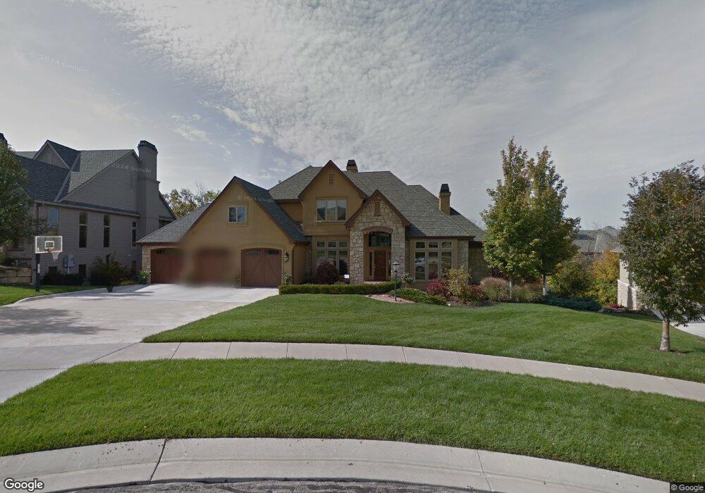 4405 SW Pinebrook Ln, Topeka, KS 66610 - photo 1