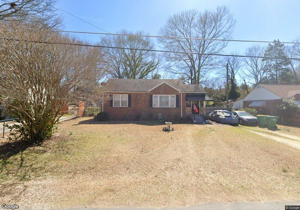 841 Dennis Dr, Forest Park, GA 30297 - photo 1