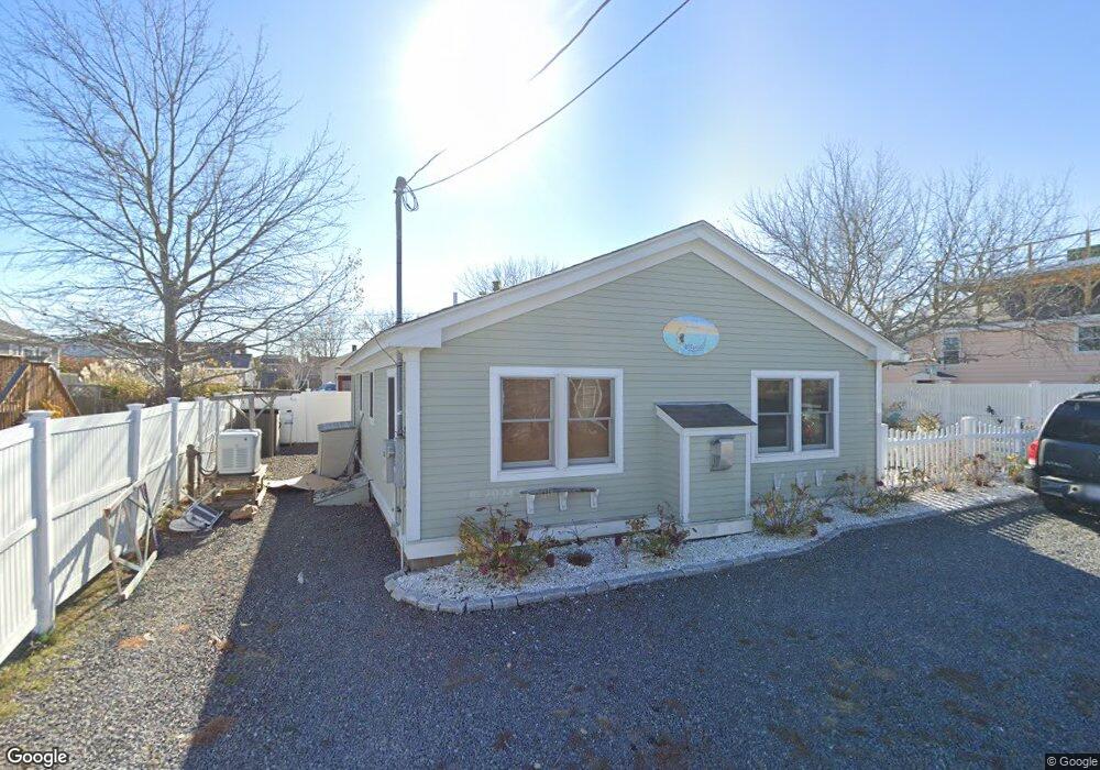 6 53rd St, Newburyport, MA 01950 - photo 1