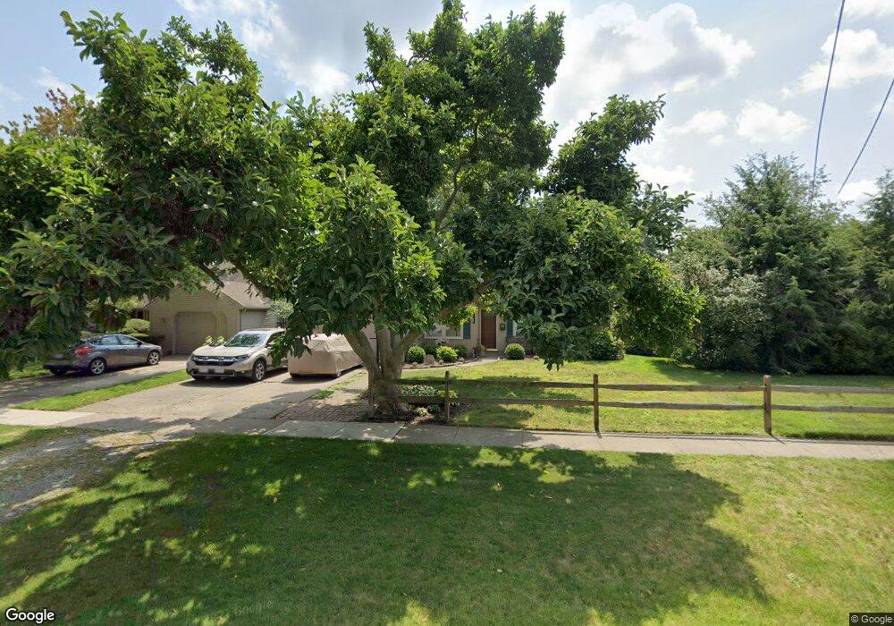 565 Lindberg Blvd, Berea, OH 44017 - photo 1