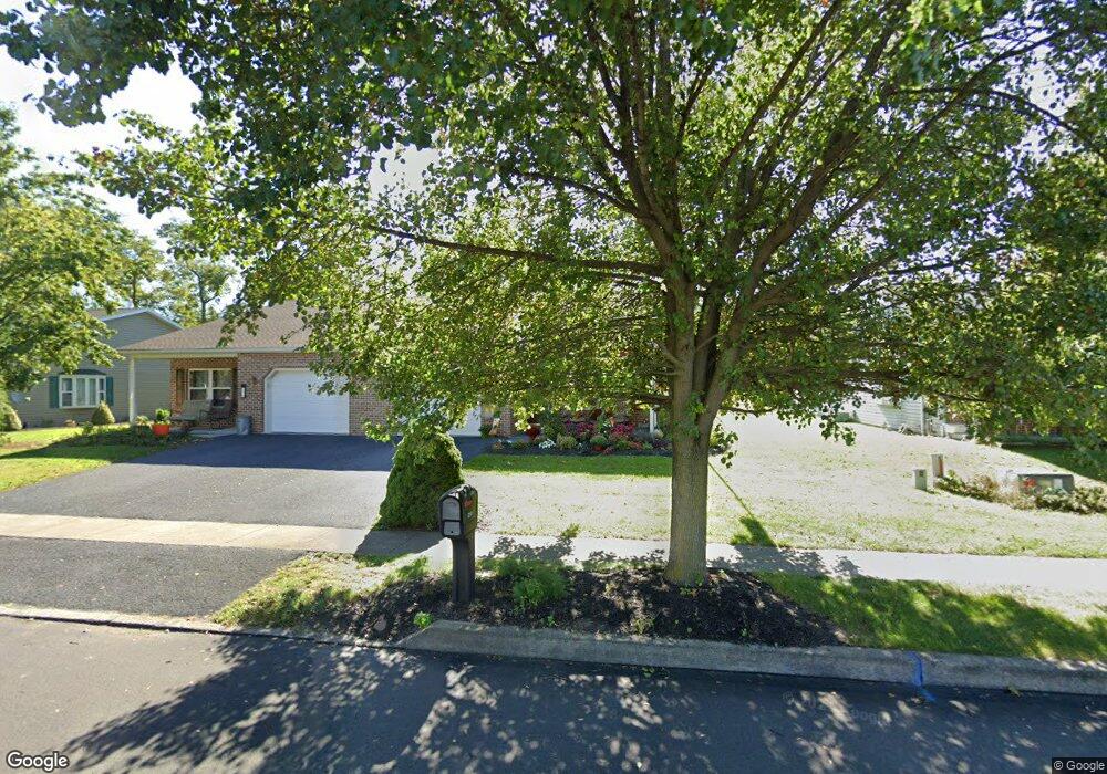 217 Patio Ct, New Bloomfield, PA 17068 - photo 1