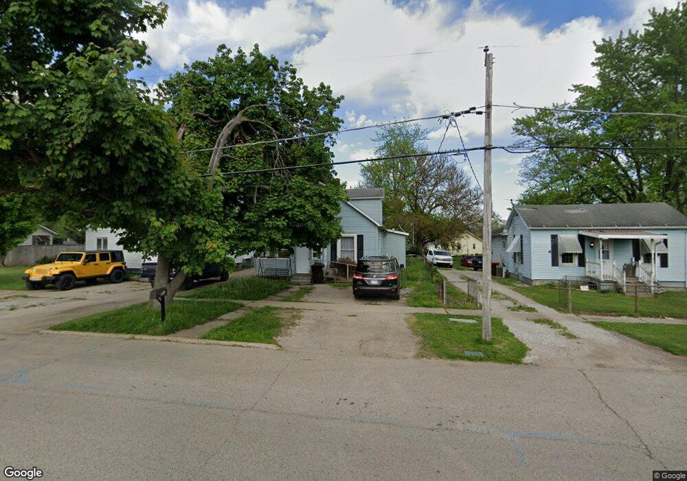 856 S State St, Lincoln, IL 62656 - photo 1