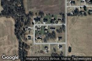 30 Hawthorne Ln, Metropolis, IL 62960