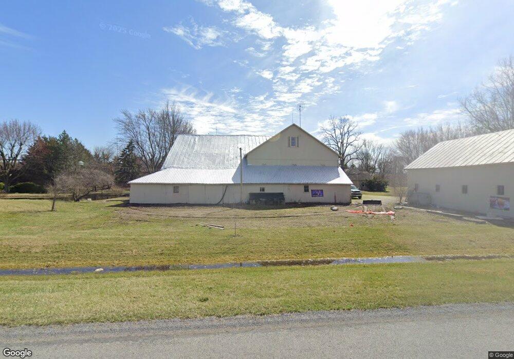 3168 Wolfe Rd, Lima, OH 45807 - photo 1