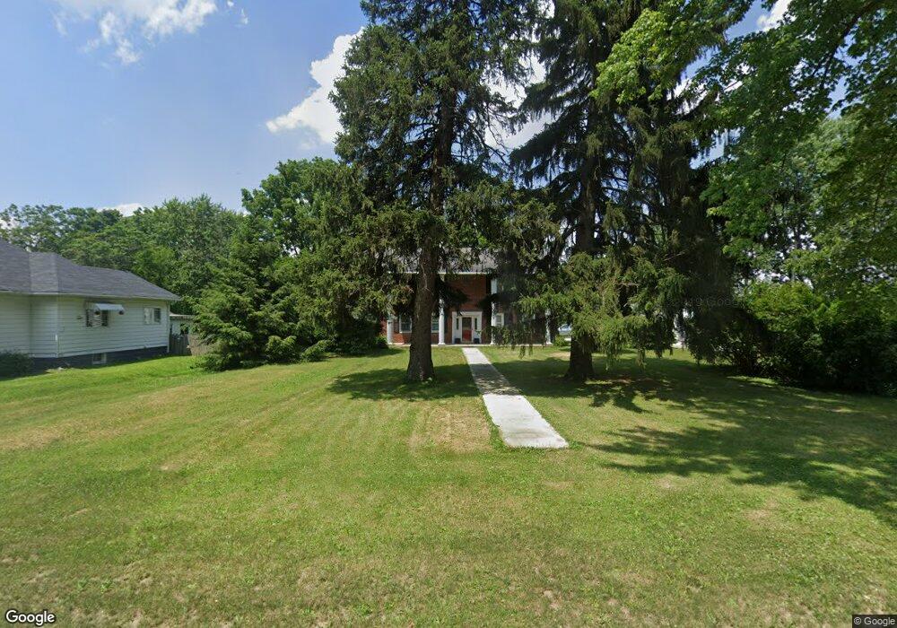 208 E Pierce St, Whitestown, IN 46075 - photo 1