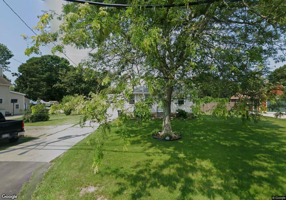 34 Maple Ave, Swansea, MA 02777 - photo 1