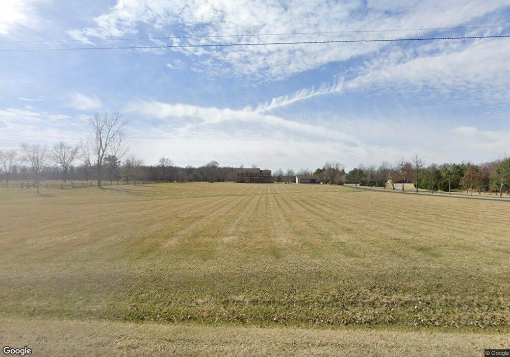 4477 Wolfe Rd, Lima, OH 45807 - photo 1