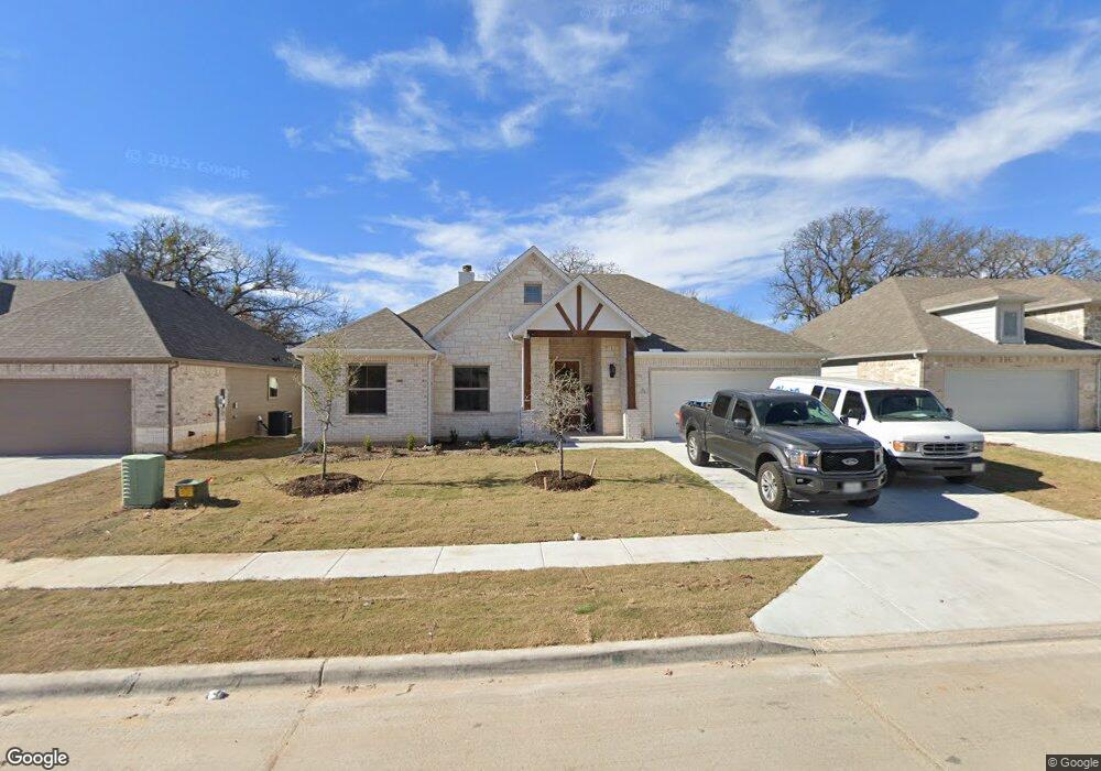133 Gardenia Dr, Azle, TX 76020 - photo 1