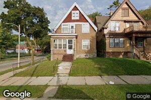 3290 N 15th St, Milwaukee, WI 53206