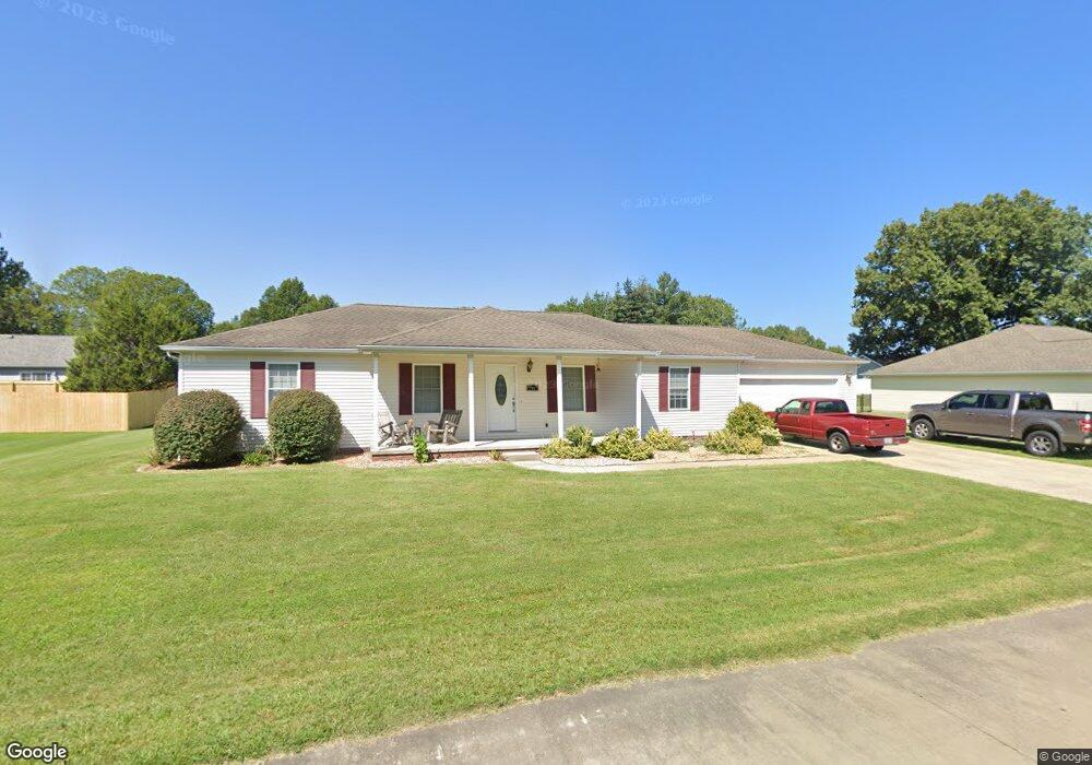 105 Pin Oak Ln, Harrisburg, IL 62946 - photo 1