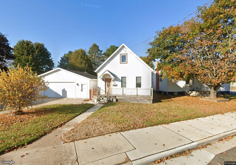 1316 Hawthorne Ave, Two Rivers, WI 54241 - photo 1