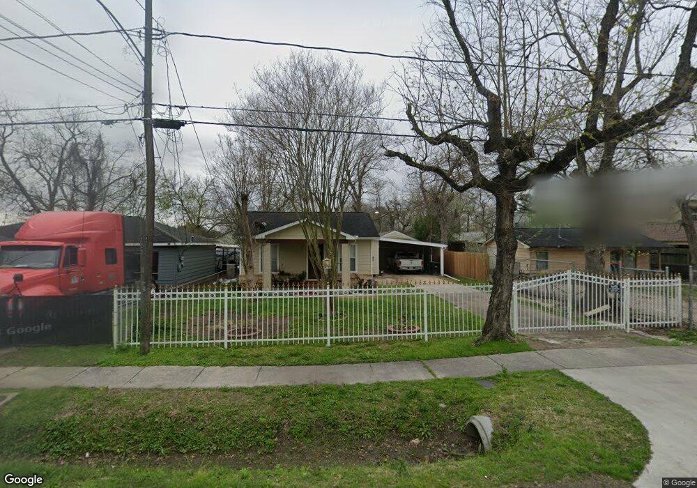 242 Deerfield St, Houston, TX 77022 - photo 1