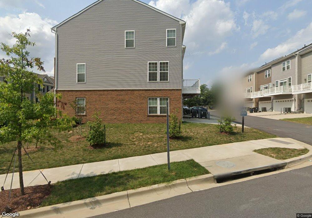 2800 Pinebrook Rd, Landover, MD 20785 - photo 1