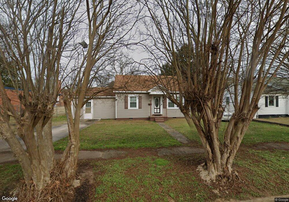 109 E 9th St, Weldon, NC 27890 - photo 1