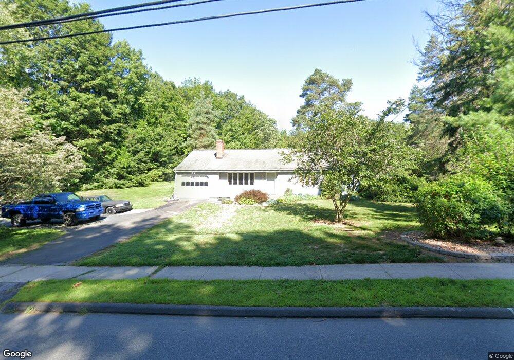 213 Bell St, Glastonbury, CT 06033 - photo 1