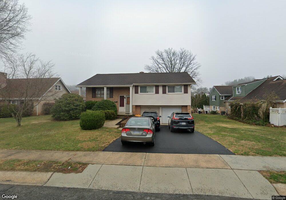 2412 Laurel Rd, Reading, PA 19609 - photo 1