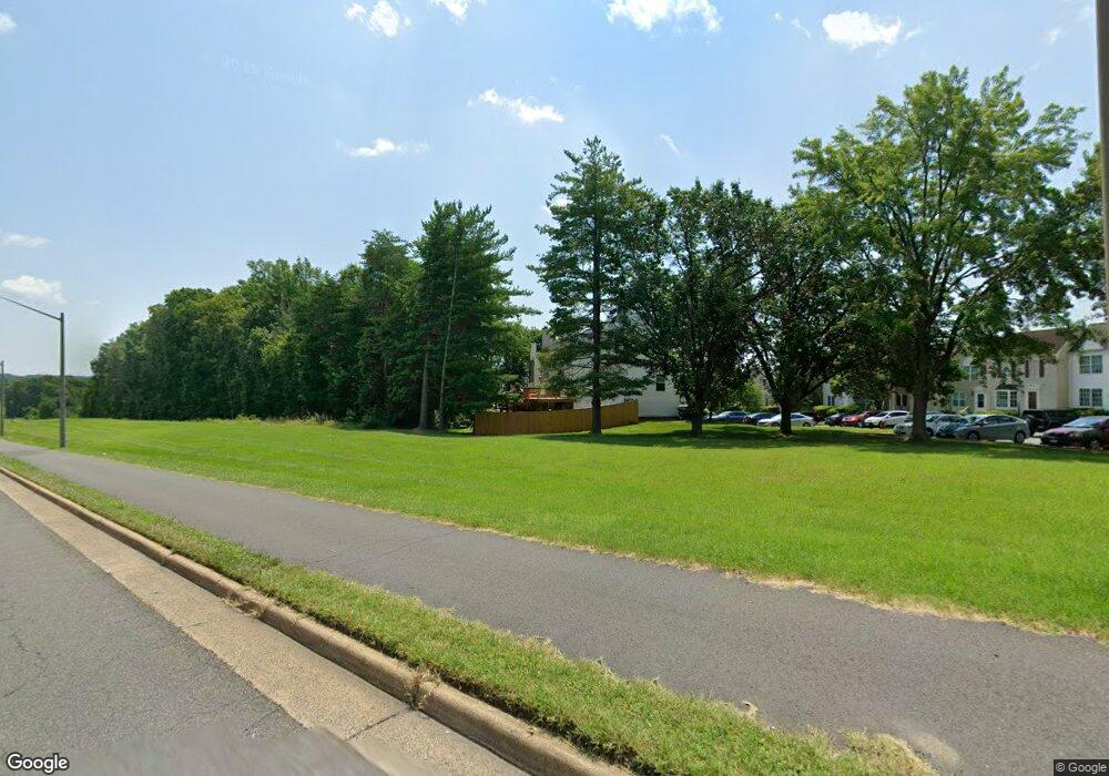 13836 Fount Beattie Ct, Centreville, VA 20121 - photo 1