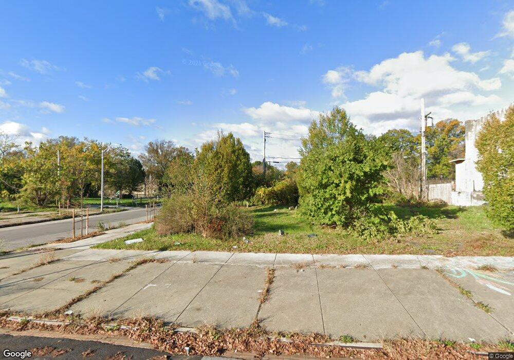 1702 Holbrook St, Baltimore, MD 21202 - photo 1