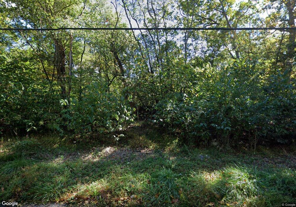 564 Cedar Ln, Martinsburg, WV 25404 - photo 1