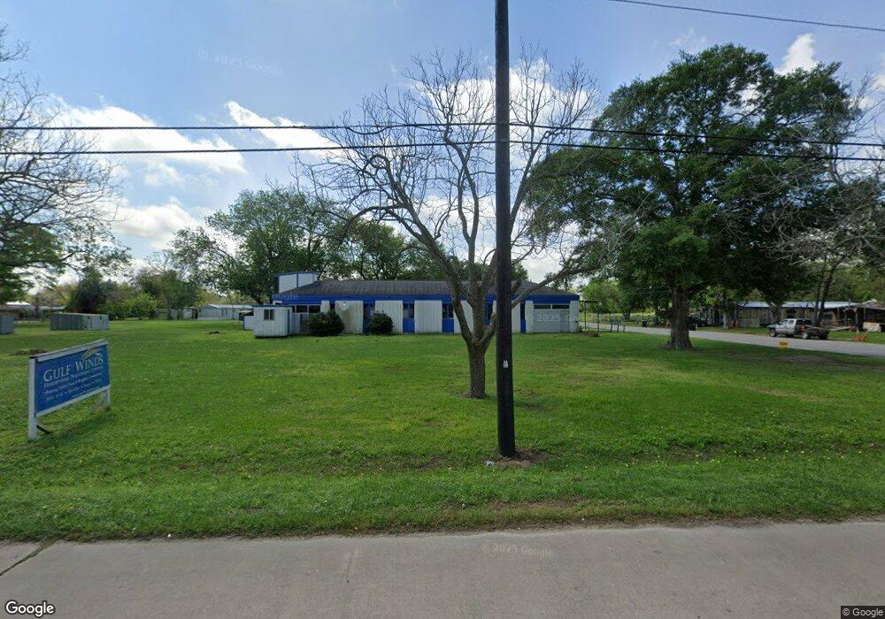 2904 1st St, Bay City, TX 77414 - photo 1
