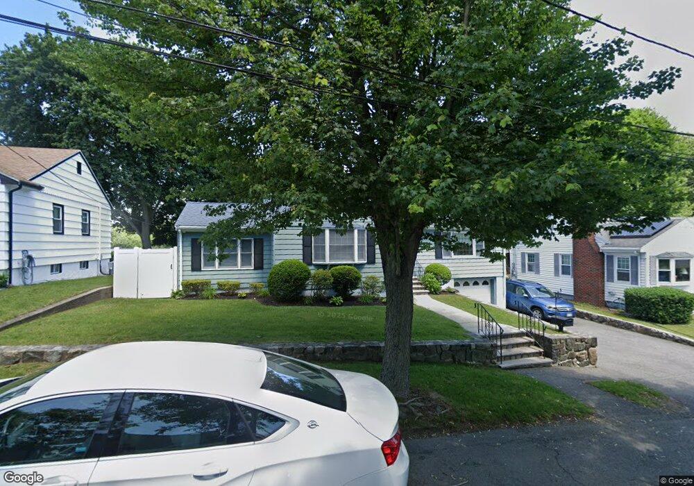 32 Sheehan Rd, Lynn, MA 01904 - photo 1