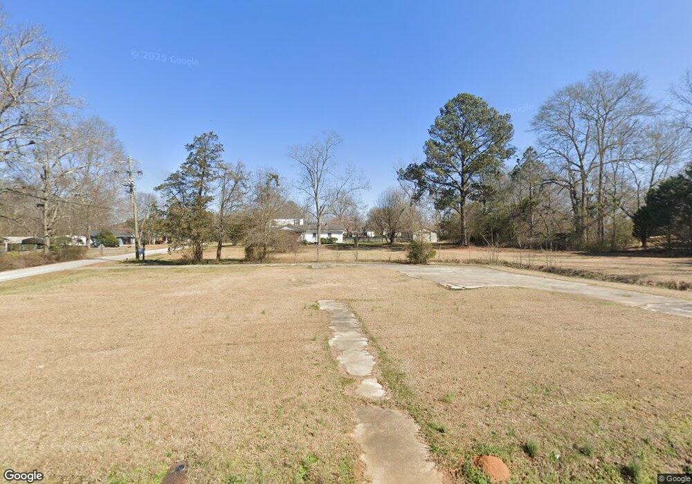 64 Combs St, Locust Grove, GA 30248 - photo 1