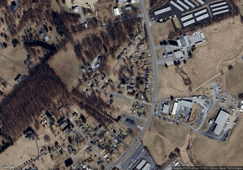 27 Brookewood Ave, Staunton, VA 24401 - photo 1