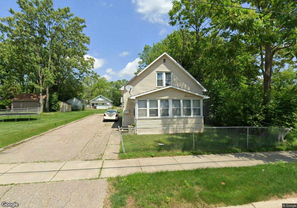 1515 Pingree Ave, Flint, MI 48503 - photo 1