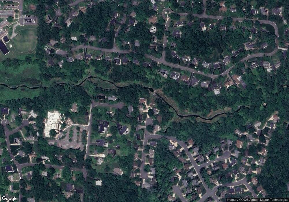 3700 Moss Brooke Ct, Fairfax, VA 22031 - photo 1