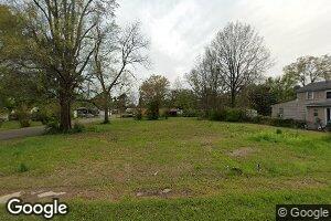 1424 13th Ave N, Columbus, MS 39701