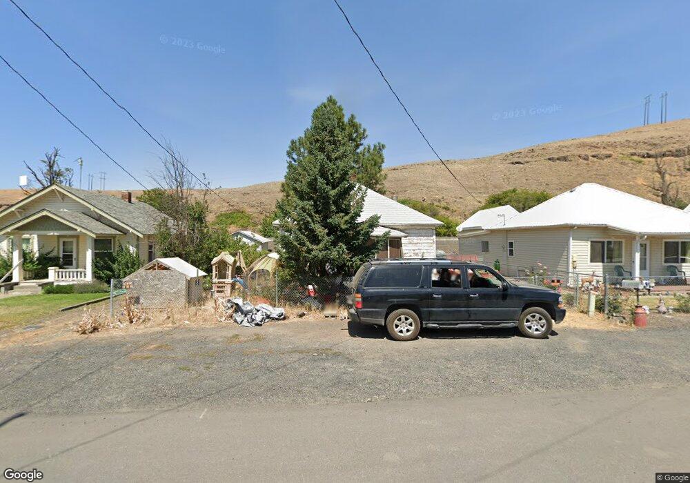 1301 SE Alexander Ave, Pendleton, OR 97801 - photo 1